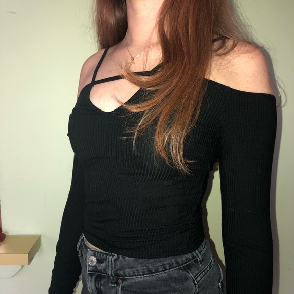 LF Tops - LF Black Longsleeve Top LF Tops - LF Black Longsleeve Top